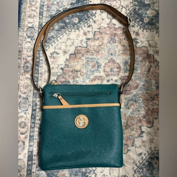Giani Bernini Teal and Tan Saffiano Crossbody Bag NWOT - Picture 4 of 6